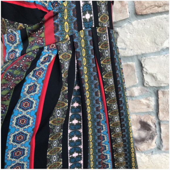 T. Tahari Tile Strip Print Maxi Dress NWT - Picture 6 of 8